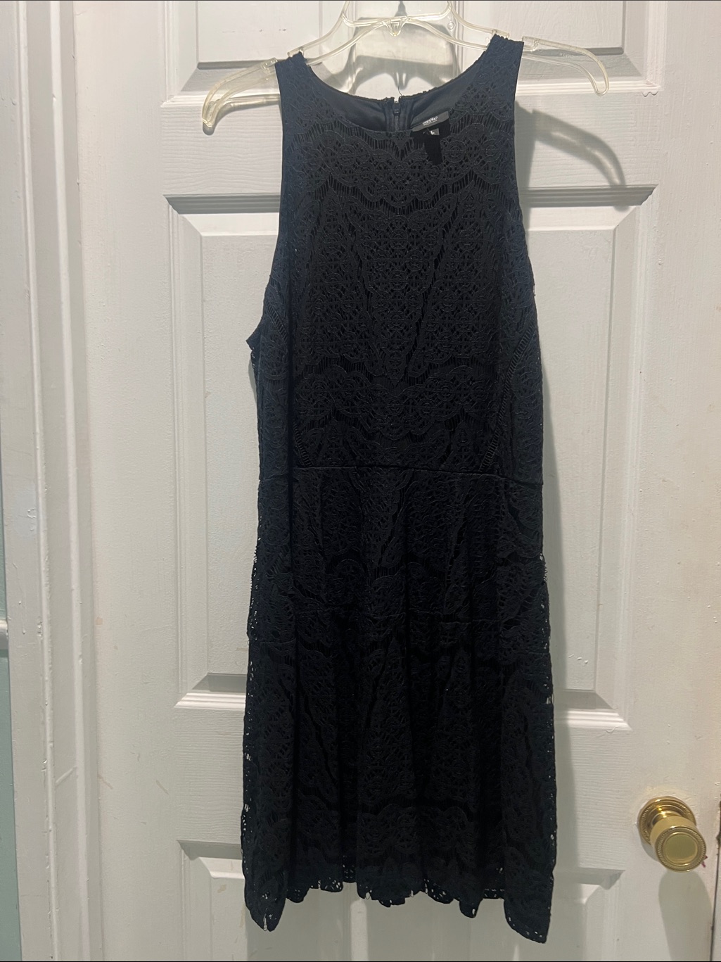 Sleeveless Black Lace Midi Dress - Classic Evening Style